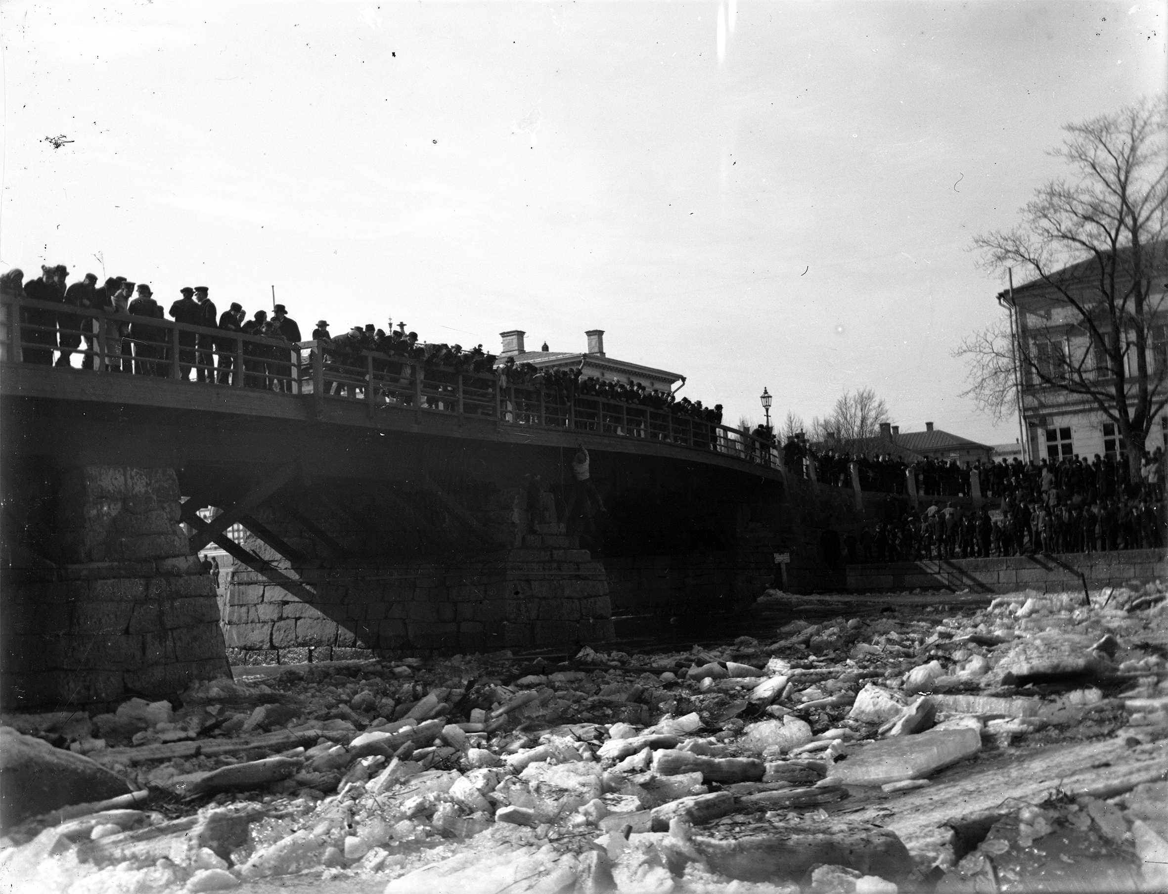 Photograph of an "ice jam."